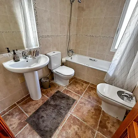 Сasa de vacaciones House With Amazing Sea View *