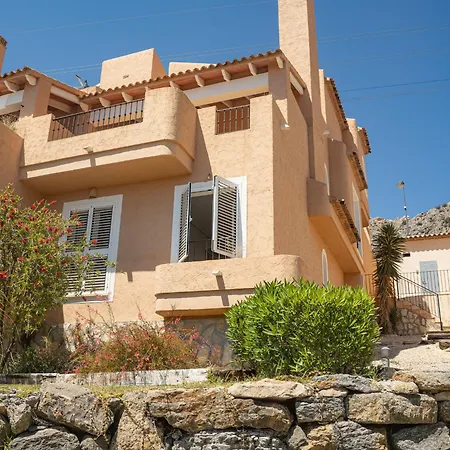 Сasa de vacaciones House With Amazing Sea View *